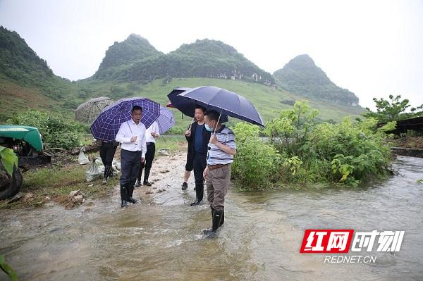 防汛物資|防洪物資廠家|防汛設(shè)備|防汛器材|應(yīng)急救援物資|防洪防汛應(yīng)急物資儲備|防汛應(yīng)急物資